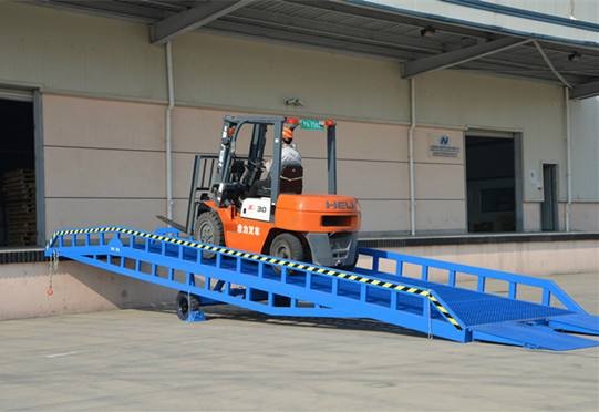 陜西升降平臺(tái)廠家,登車(chē)橋廠家